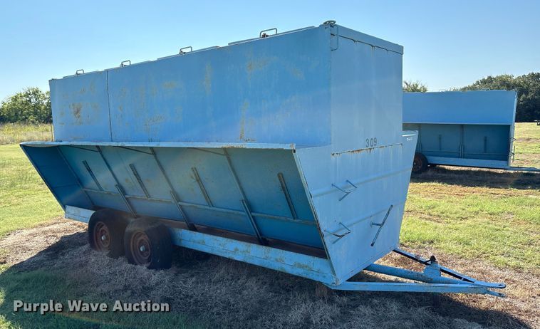 image for item GH9427 Feeder trailer