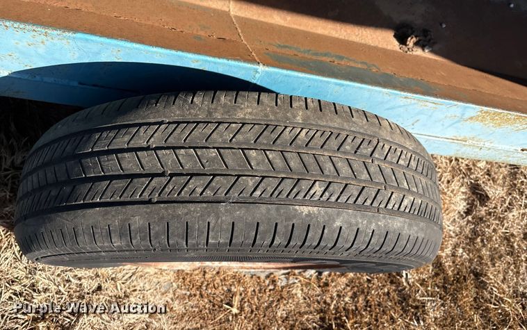 image for item GH9427 Feeder trailer