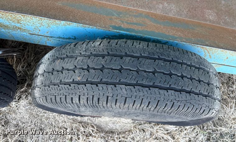 image for item GH9427 Feeder trailer