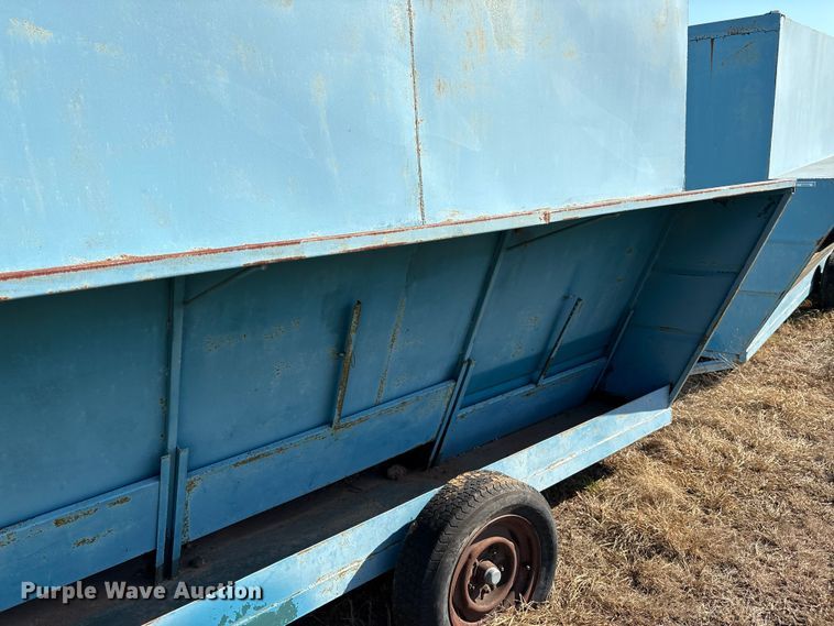 image for item GH9428 Feeder trailer