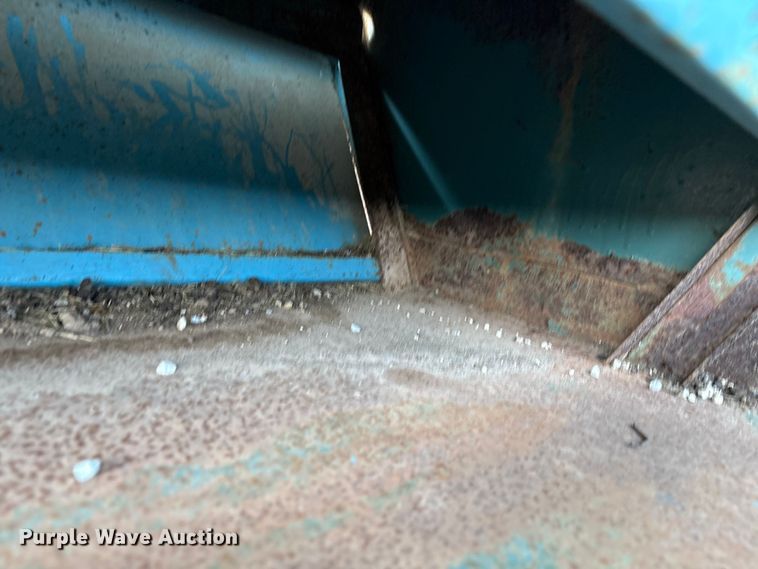 image for item GH9428 Feeder trailer