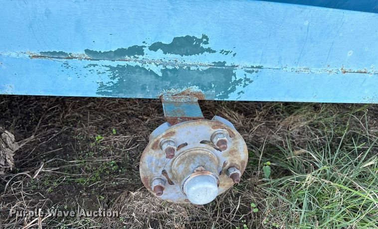 image for item GH9428 Feeder trailer