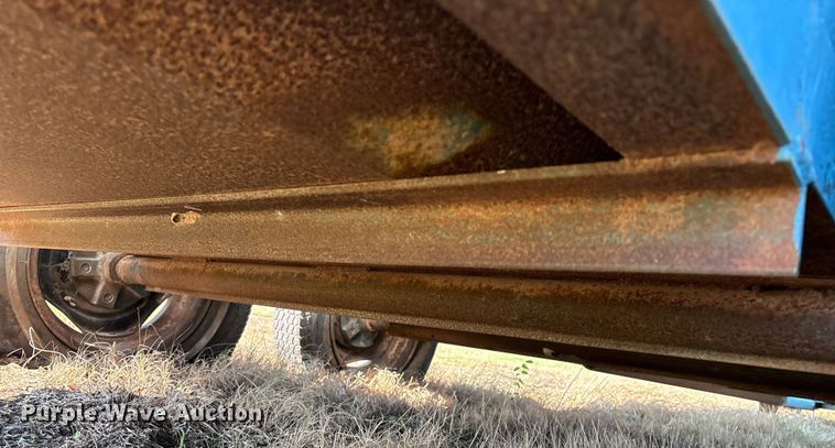 image for item GH9429 Feeder trailer