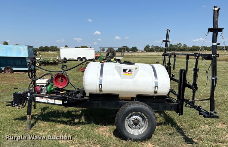 image for item GH9431 Wylie sprayer trailer