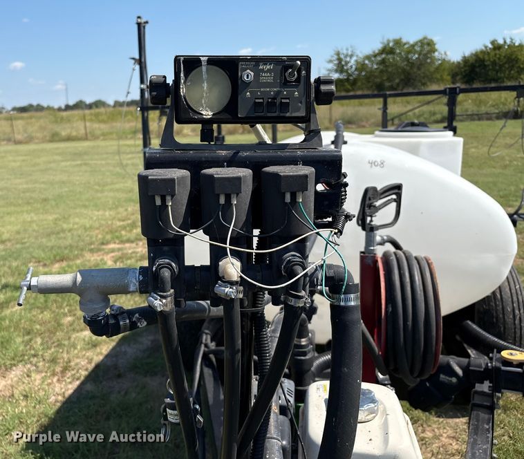 image for item GH9431 Wylie sprayer trailer