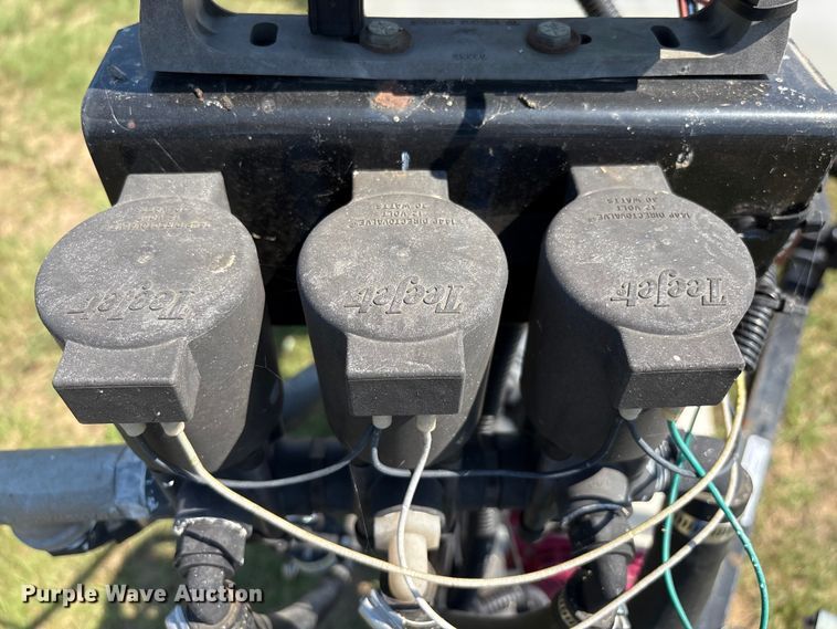 image for item GH9431 Wylie sprayer trailer