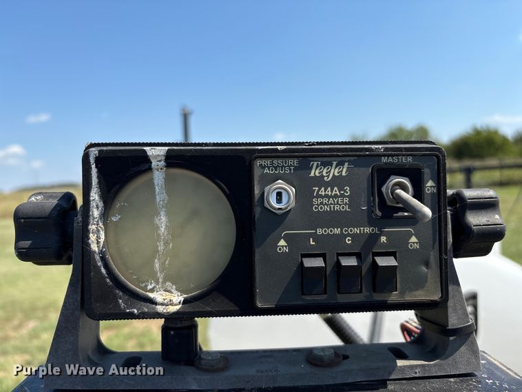 image for item GH9431 Wylie sprayer trailer