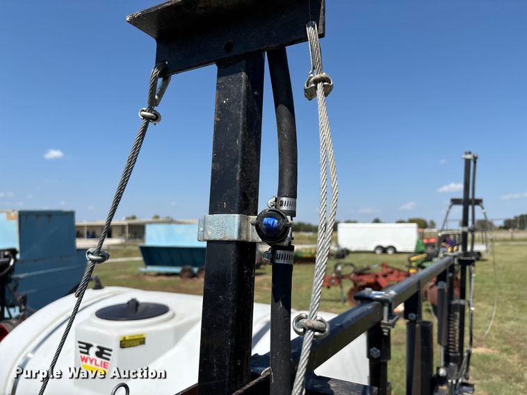 image for item GH9431 Wylie sprayer trailer