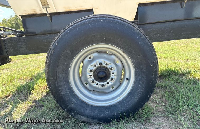 image for item GH9431 Wylie sprayer trailer