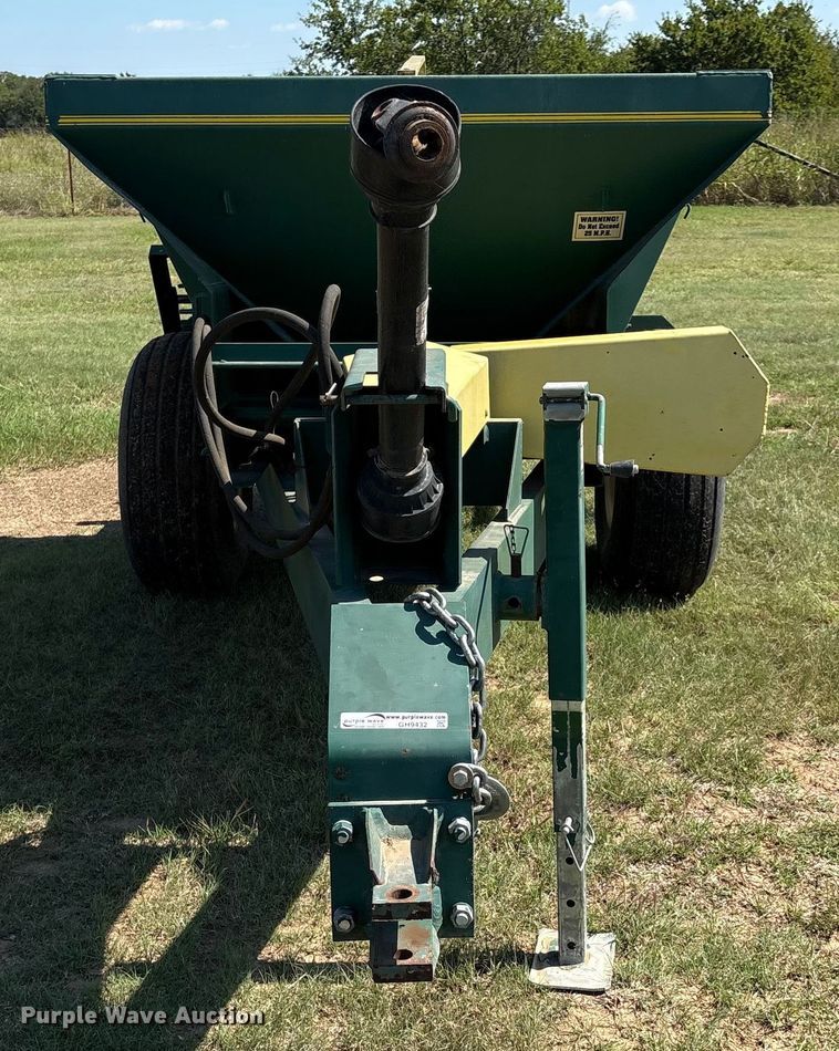 image for item GH9432 manure spreader