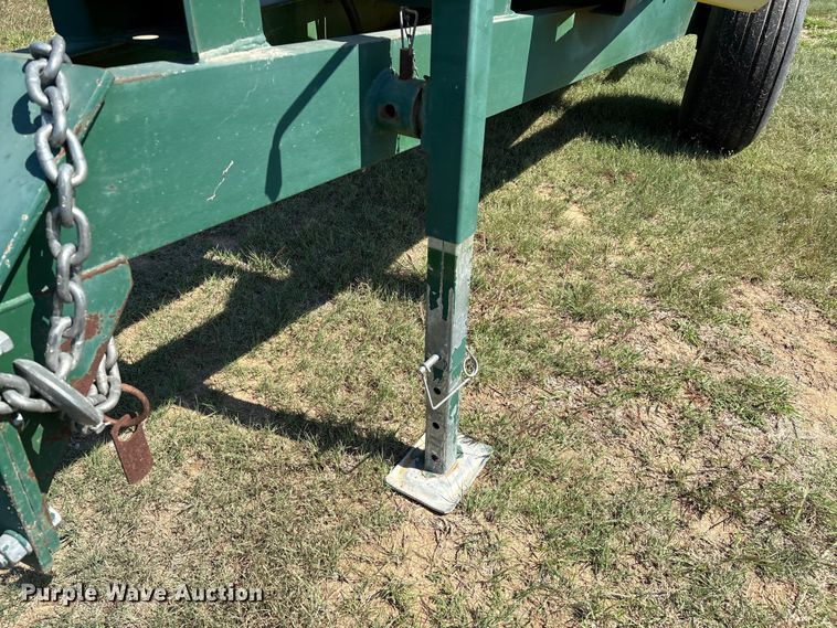 image for item GH9432 manure spreader