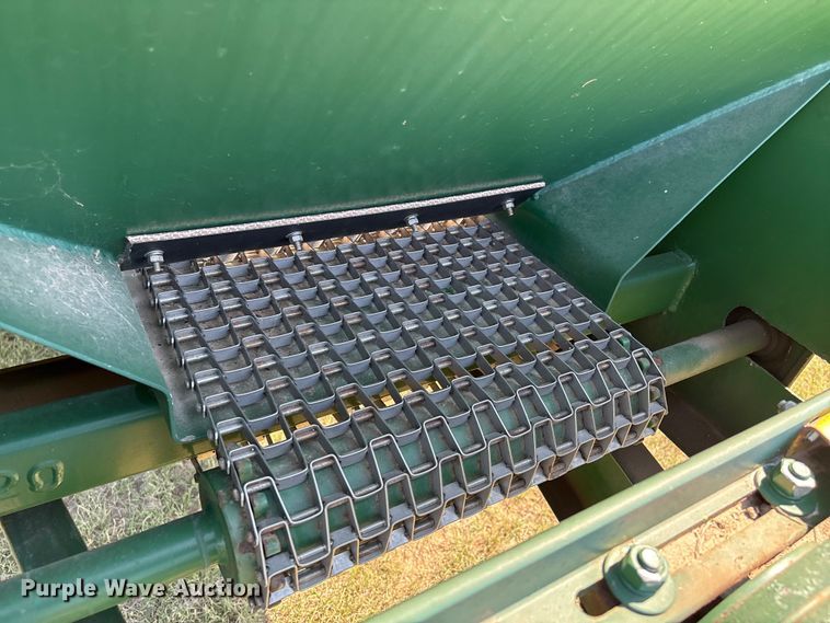 image for item GH9432 manure spreader