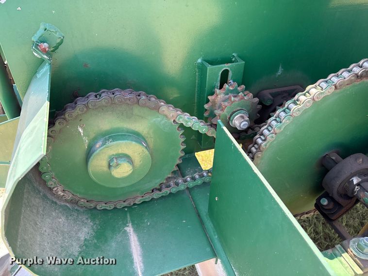 image for item GH9432 manure spreader