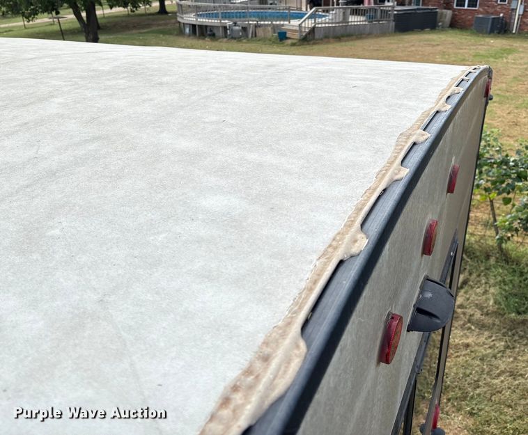 image for item IE9236 2021 Keystone Premier 34RI camper