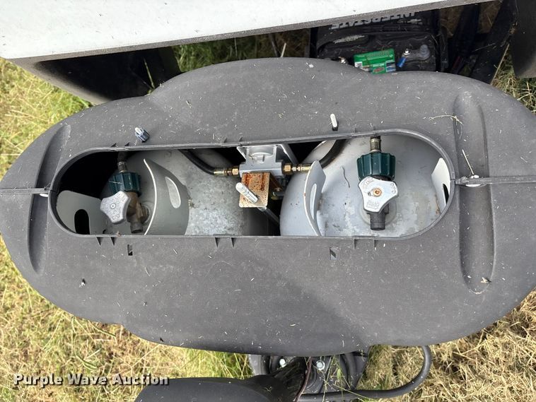 image for item IE9236 2021 Keystone Premier 34RI camper