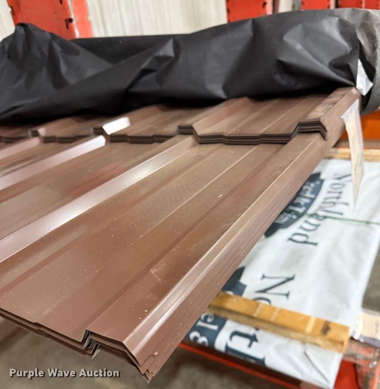 image for item NB9540 (101) sheets of metal siding/roofing