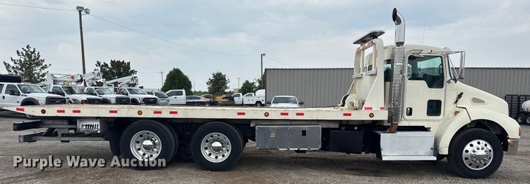 image for item NU9601 2008 Kenworth T300 rollback truck