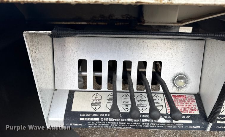 image for item NU9601 2008 Kenworth T300 rollback truck