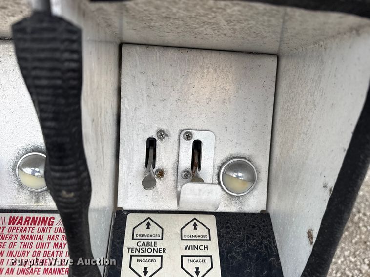 image for item NU9601 2008 Kenworth T300 rollback truck