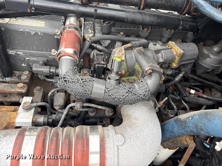 image for item NU9601 2008 Kenworth T300 rollback truck