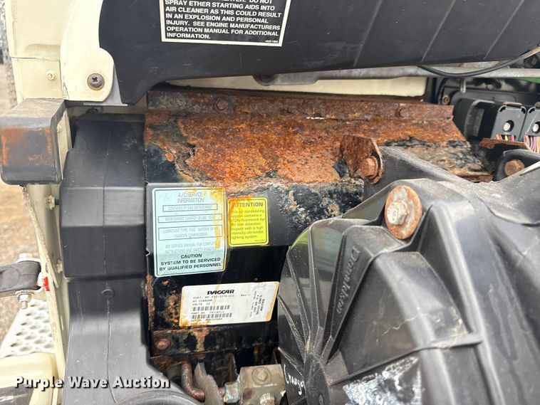 image for item NU9601 2008 Kenworth T300 rollback truck