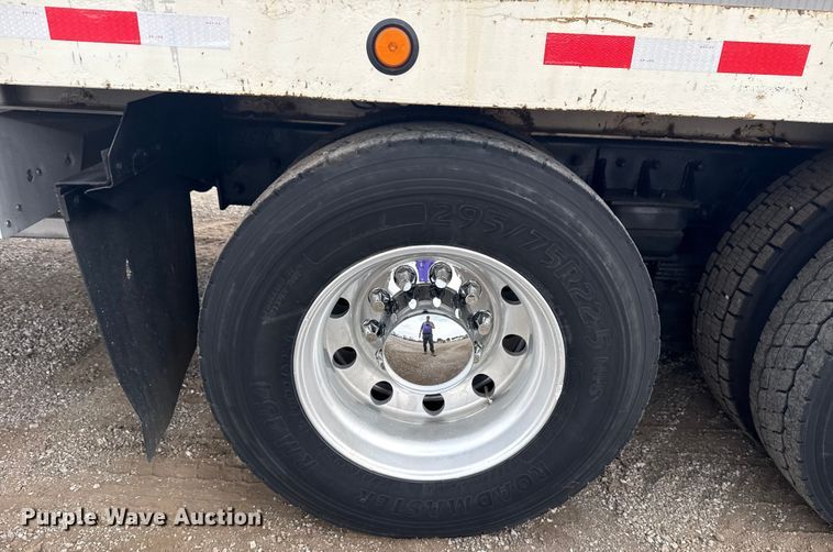 image for item NU9601 2008 Kenworth T300 rollback truck