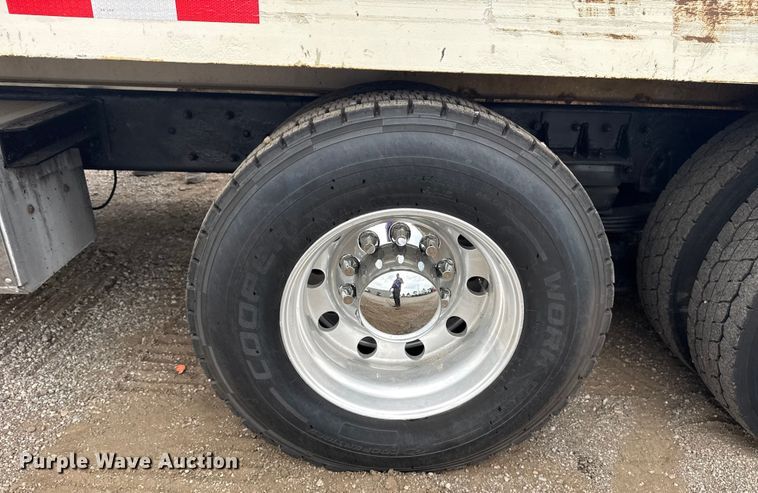 image for item NU9601 2008 Kenworth T300 rollback truck