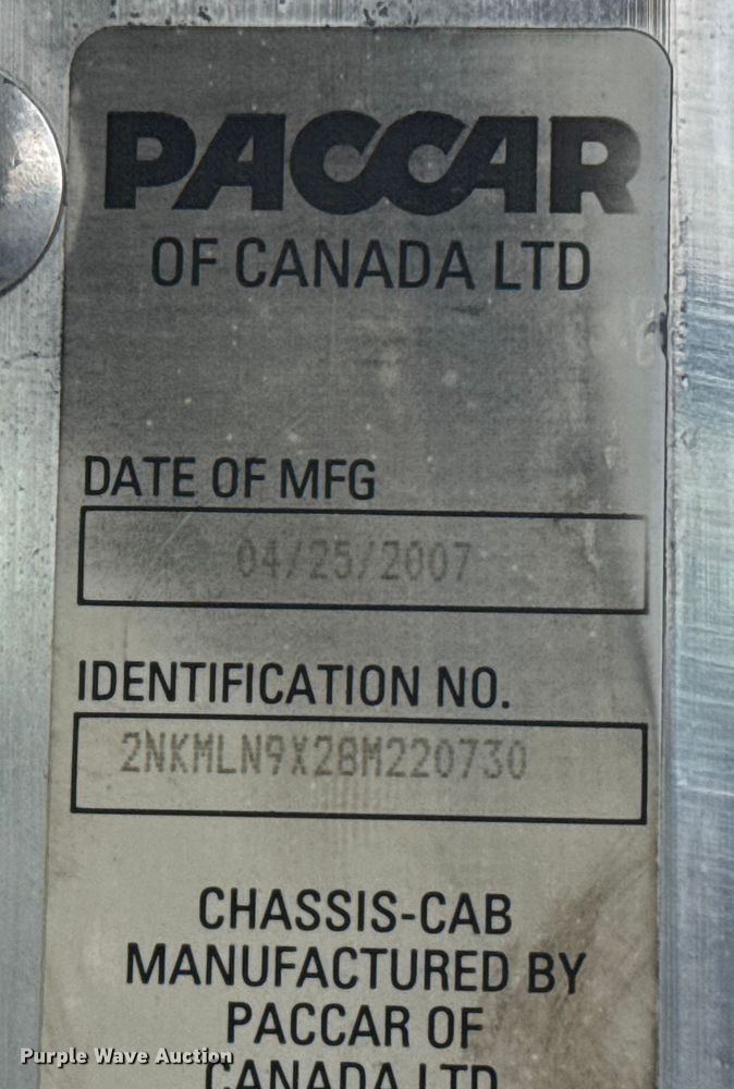 image for item NU9601 2008 Kenworth T300 rollback truck