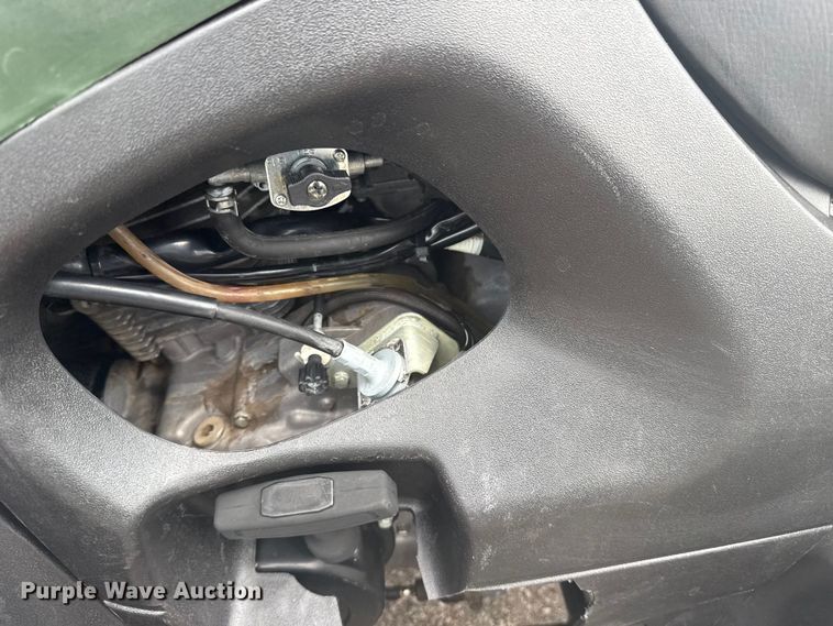 image for item NU9658 2005 Suzuki Eiger QuadRunner ATV