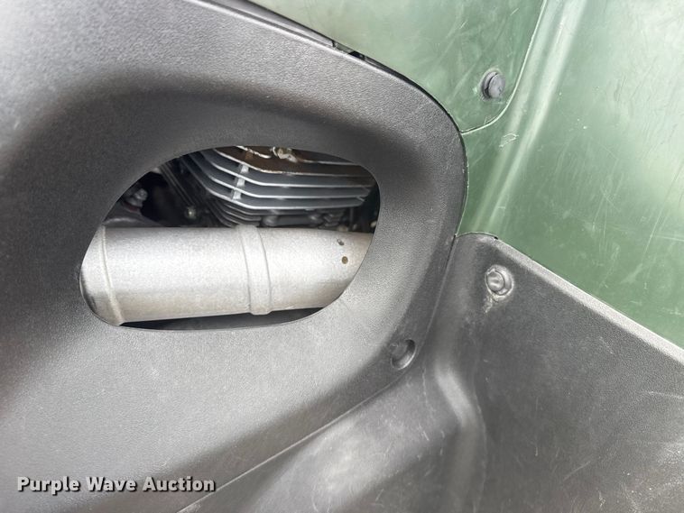 image for item NU9658 2005 Suzuki Eiger QuadRunner ATV