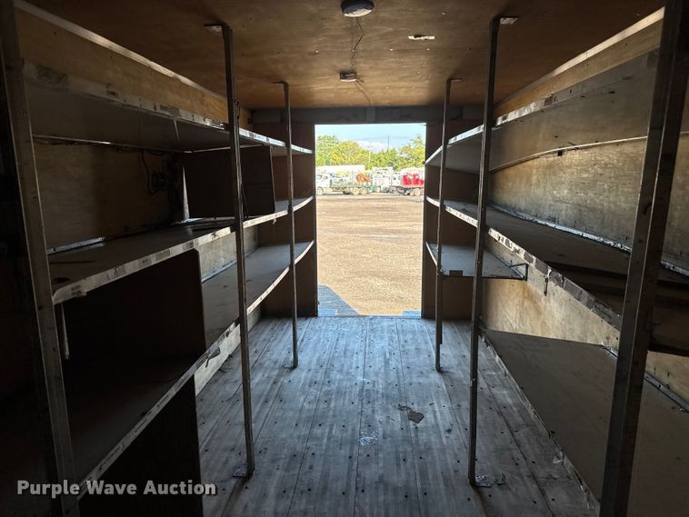 image for item NU9687 2013 Ford F650 Super Duty box truck