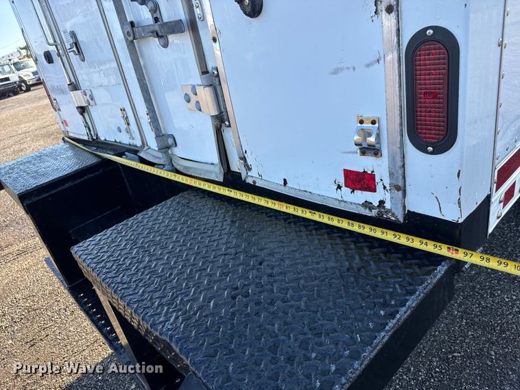 image for item NU9687 2013 Ford F650 Super Duty box truck