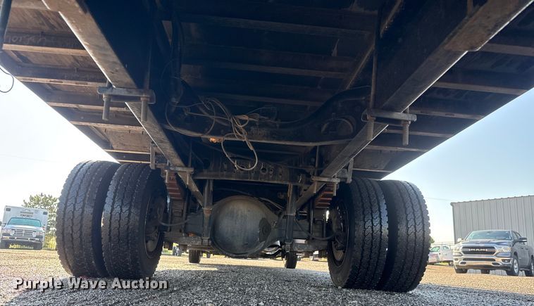 image for item NU9687 2013 Ford F650 Super Duty box truck