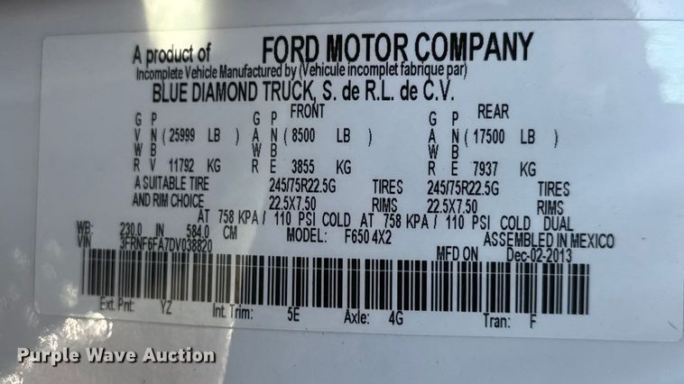 image for item NU9687 2013 Ford F650 Super Duty box truck