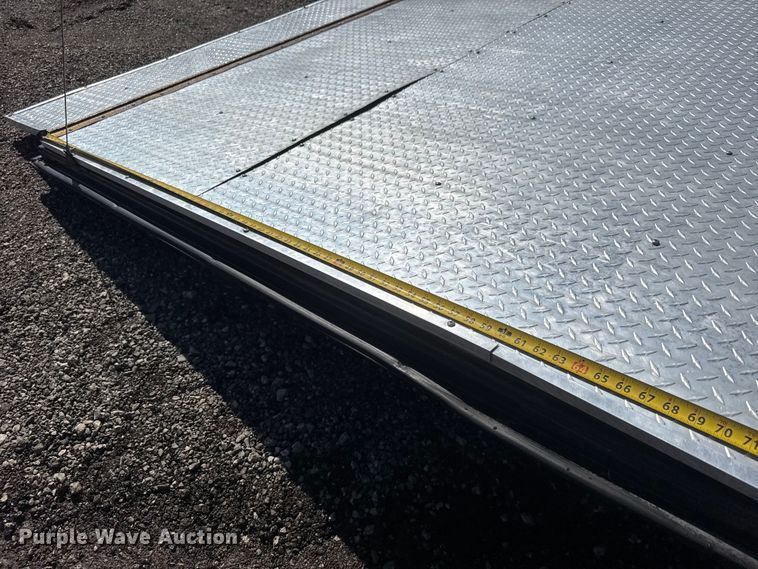 image for item NU9692 2014 Auto Mate Enclosed cargo trailer