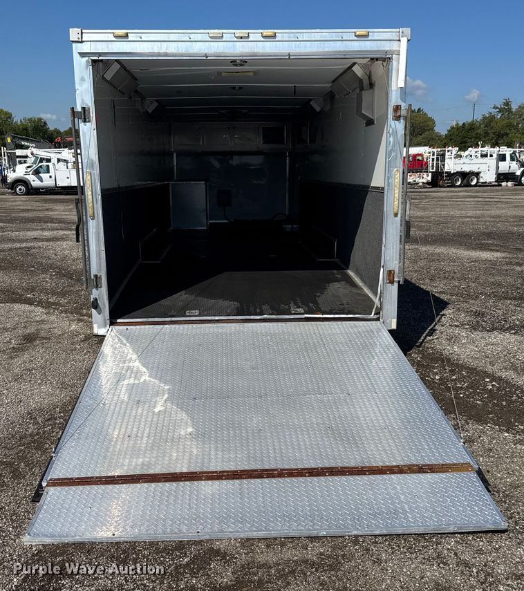 image for item NU9692 2014 Auto Mate Enclosed cargo trailer