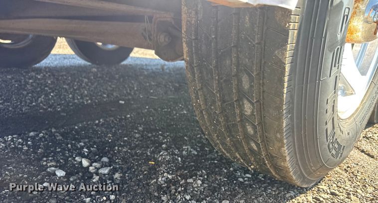 image for item NU9692 2014 Auto Mate Enclosed cargo trailer