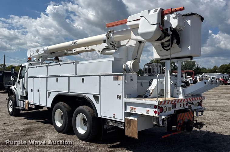 image for item NU9694 2014 Freightliner Business class M2  bucket truck