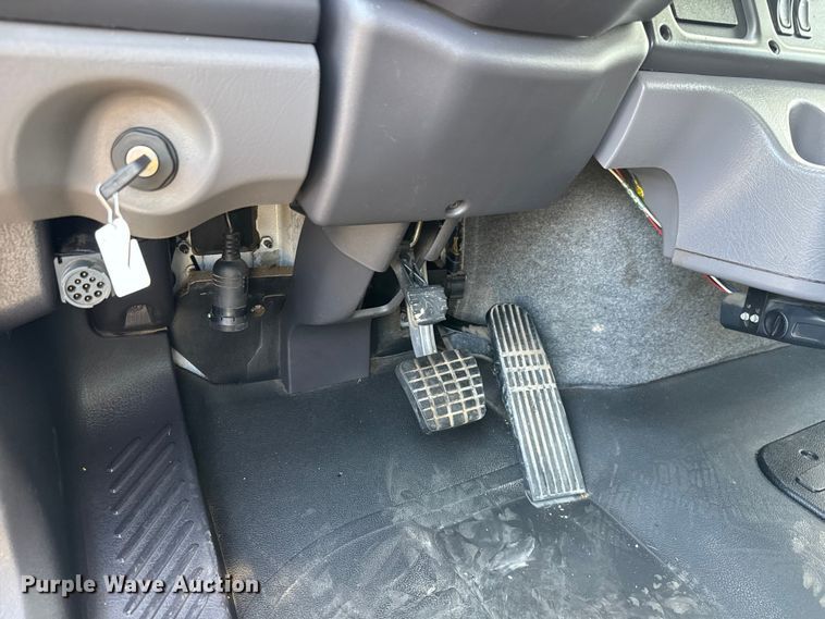 image for item NU9694 2014 Freightliner Business class M2  bucket truck