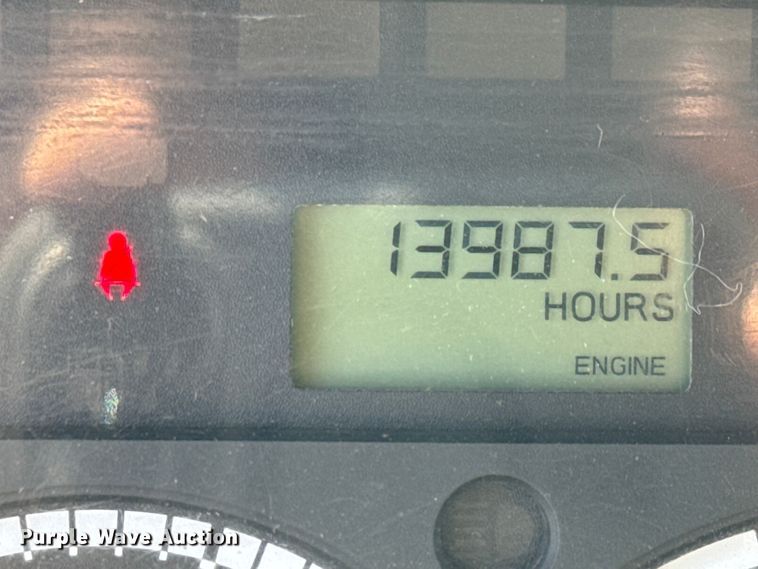 image for item NU9694 2014 Freightliner Business class M2  bucket truck