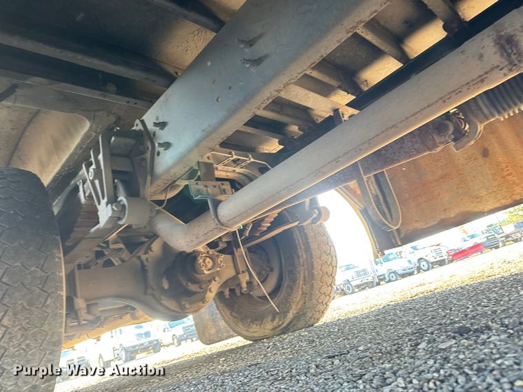 image for item NU9701 2009 Blue Bird Vision school bus