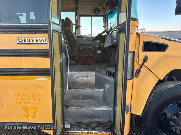 image for item NU9701 2009 Blue Bird Vision school bus