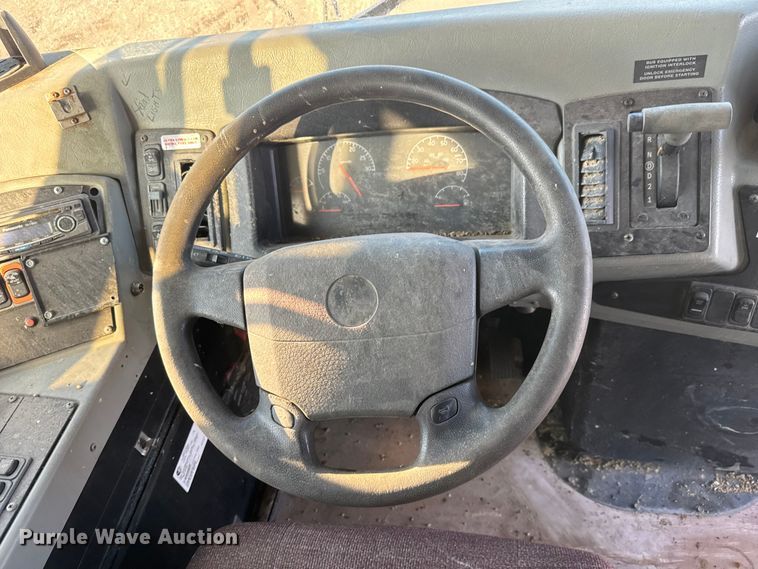 image for item NU9701 2009 Blue Bird Vision school bus