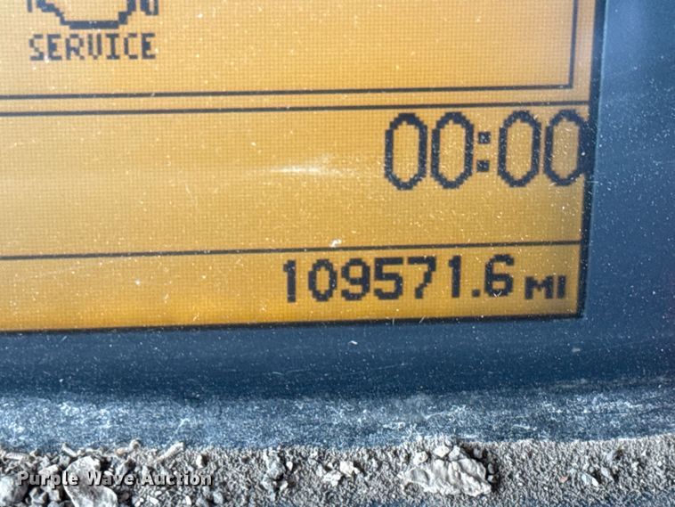 image for item NU9701 2009 Blue Bird Vision school bus