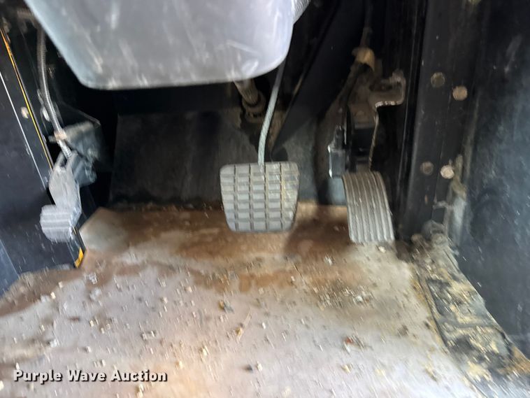 image for item NU9701 2009 Blue Bird Vision school bus