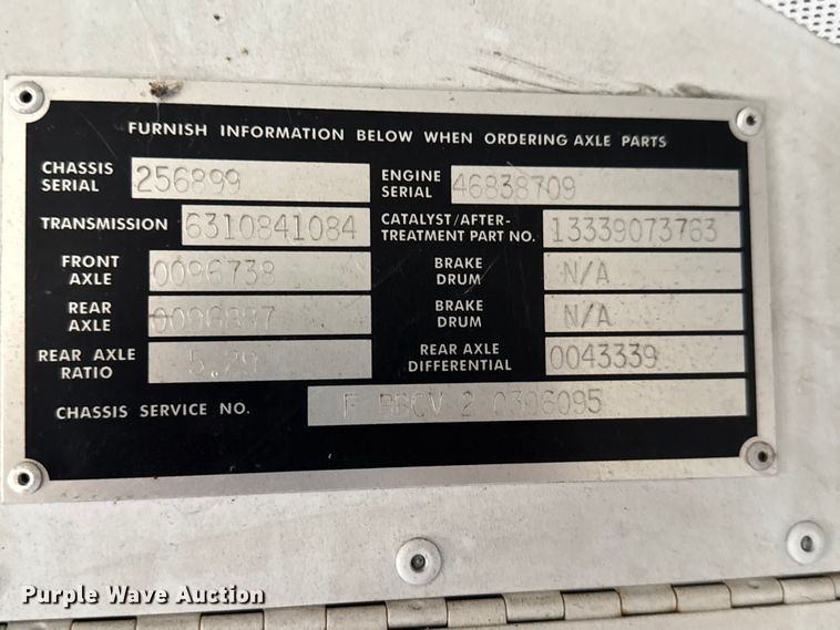 image for item NU9701 2009 Blue Bird Vision school bus