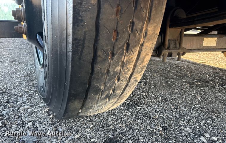 image for item NU9701 2009 Blue Bird Vision school bus