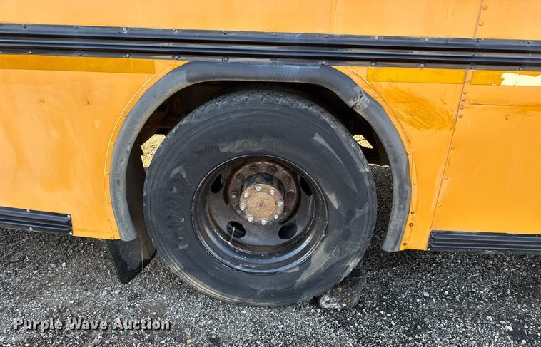 image for item NU9701 2009 Blue Bird Vision school bus