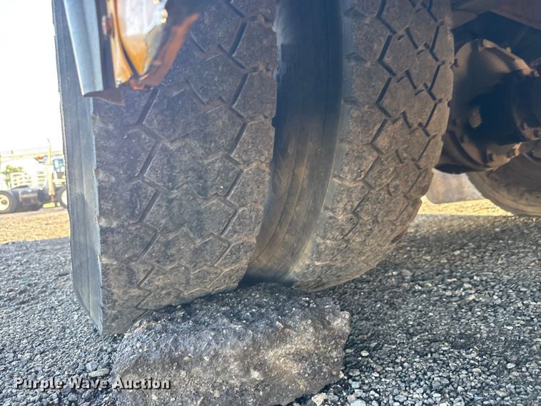 image for item NU9701 2009 Blue Bird Vision school bus