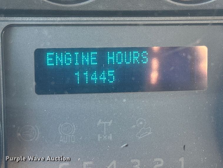 image for item NU9702 2011 Ford F350 Super Duty XL flatbed pickup truck